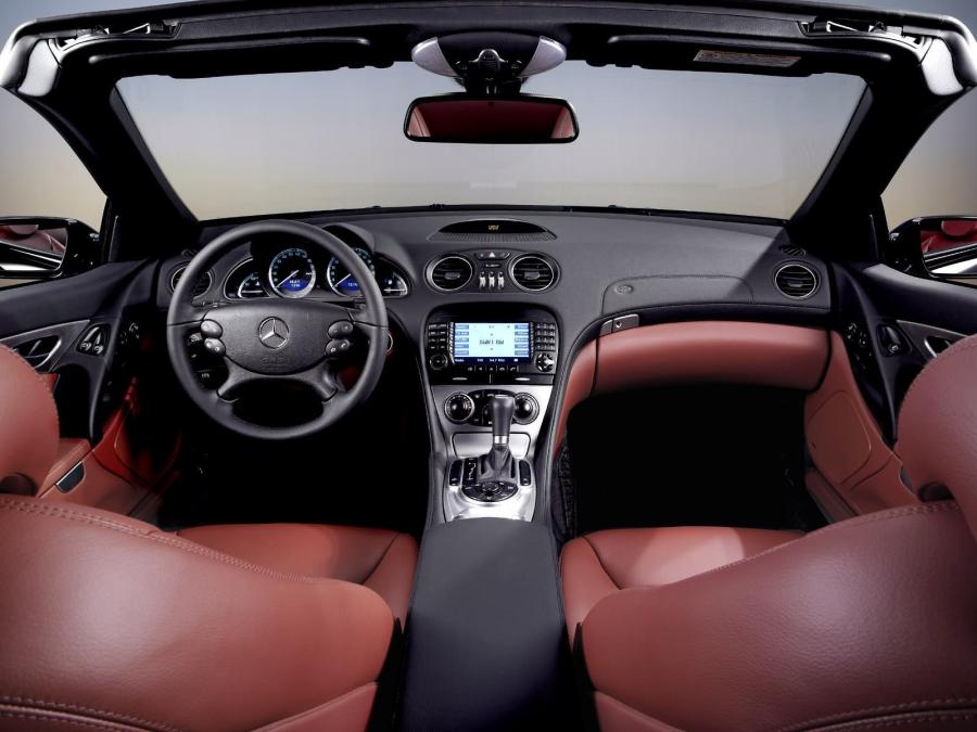  Mercedes-Benz SL350 2006 года  (фото 6 из 22)